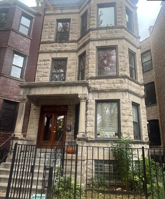 1929 N Humboldt Blvd in Chicago, IL - Building Photo