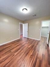 10626 Pine Landing Dr in Houston, TX - Building Photo - Building Photo