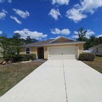 8684 Lake George Cir W in Macclenny, FL - Building Photo