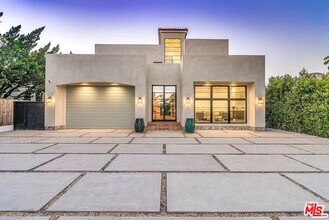12509 W Sunset Blvd in Los Angeles, CA - Building Photo - Building Photo