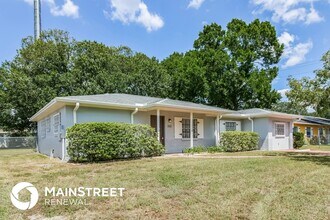 804 Greenbriar Dr in Brandon, FL - Building Photo - Building Photo