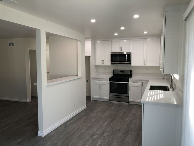 property at 1930 E Kirkwood Ave