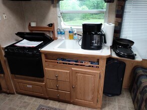 403 Cook Rd in Ronda, NC - Building Photo - Building Photo