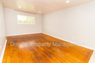 4134 Bennett Rd, Unit Unit A in Chattanooga, TN - Foto de edificio - Building Photo