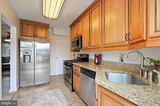 7849 Charlesmont Rd in Dundalk, MD - Building Photo - Building Photo
