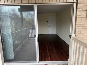 6710 Chaffee Ct, Unit P2 in Brecksville, OH - Building Photo - Building Photo