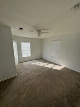 318 Pleasanton Rd in San Antonio, TX - Building Photo - Building Photo