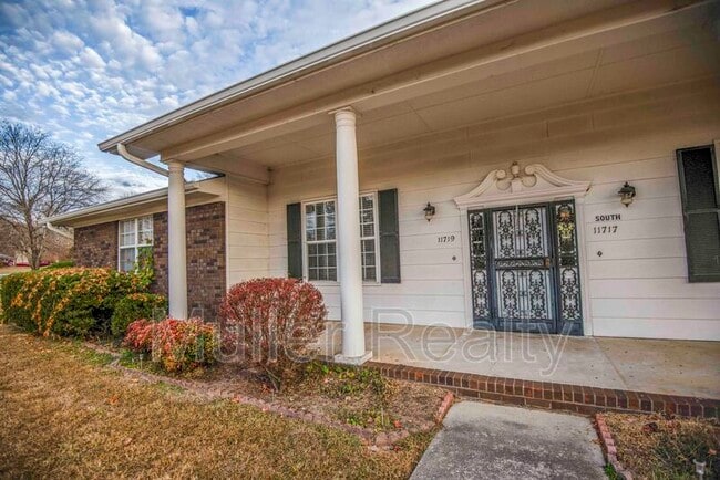 11719 S Williamsburg Dr in Farragut, TN - Building Photo - Building Photo