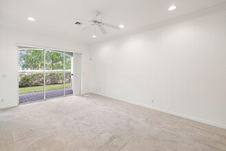 17 Nottingham Pl in Boynton Beach, FL - Building Photo - Building Photo