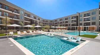 12489 Research Blvd, Unit 1361 in Austin, TX - Building Photo