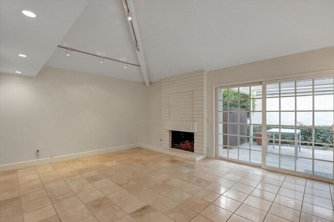 16 Sycamore Creek in Irvine, CA - Building Photo - Building Photo