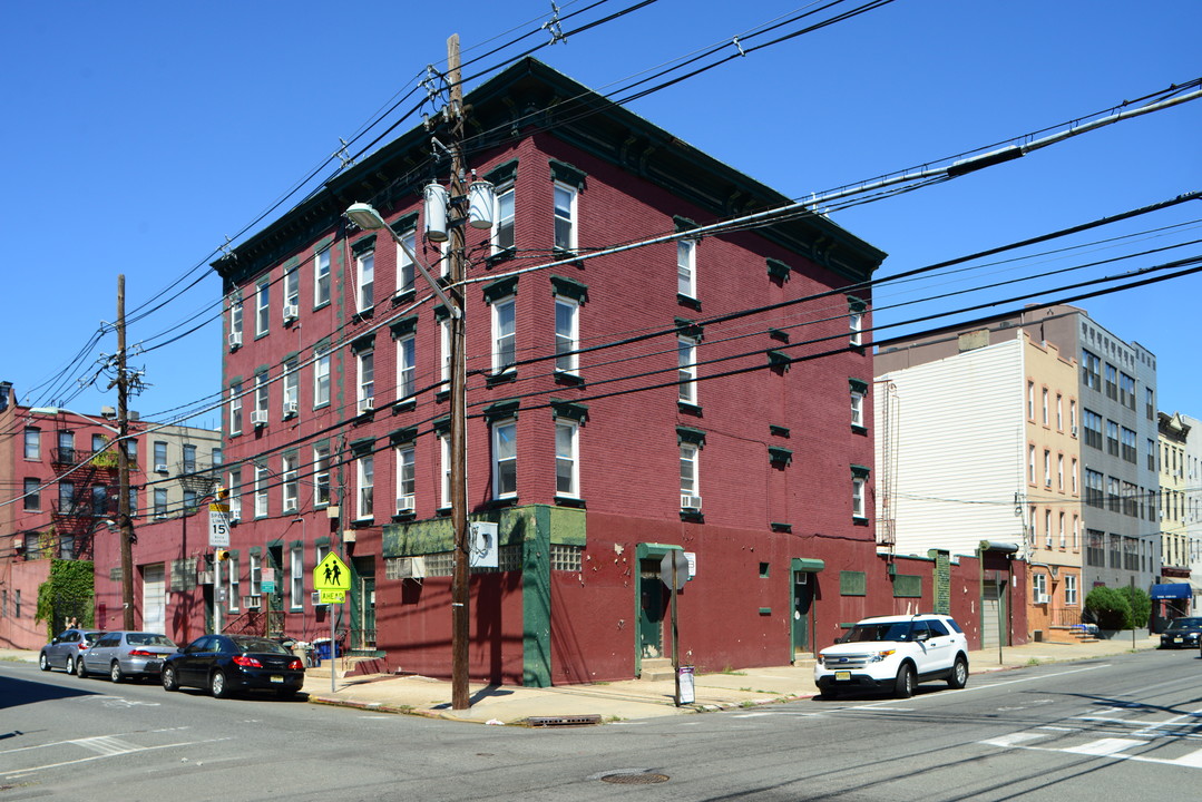 502-506 2nd St in Hoboken, NJ - Building Photo