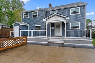 21 Borden St in East Providence, RI - Building Photo - Building Photo