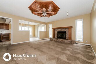 1167 NE Mulberry St in Lee's Summit, MO - Foto de edificio - Building Photo