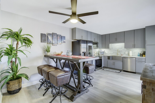 property at 912 9th Ct