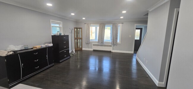 103 Orono St in Clifton, NJ - Building Photo - Building Photo