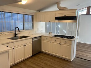 22239 Flanco Rd in Los Angeles, CA - Building Photo - Building Photo