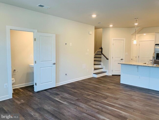 12884 Sunrise Ridge Aly in Herndon, VA - Building Photo - Building Photo