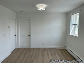740 E 7th St, Unit 40 in Boston, MA - Building Photo - Building Photo
