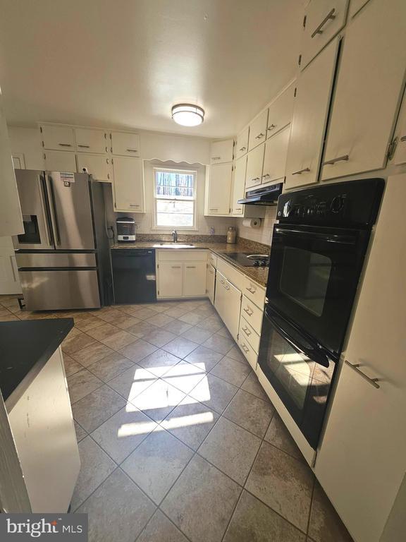 property at 6807 Winter Ln