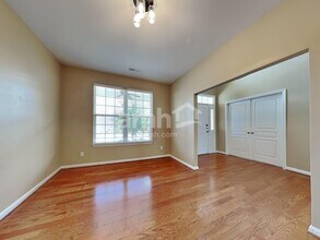 1404 Manley Ct in Fuquay Varina, NC - Building Photo - Building Photo