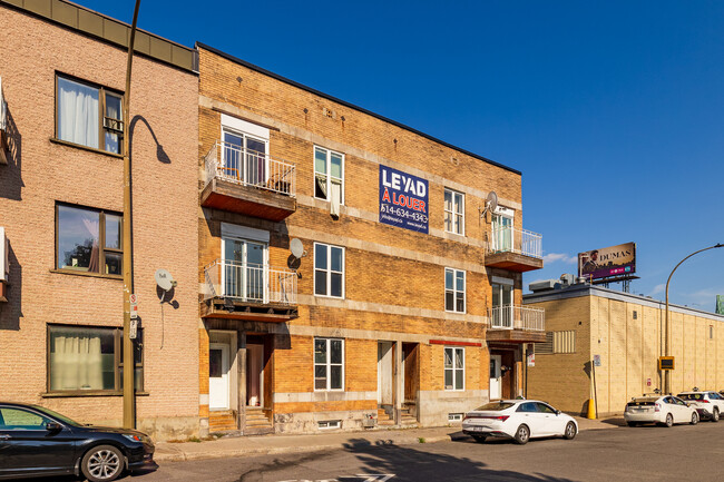 1439-1449 Dorion Rue in Montréal, QC - Building Photo - Building Photo