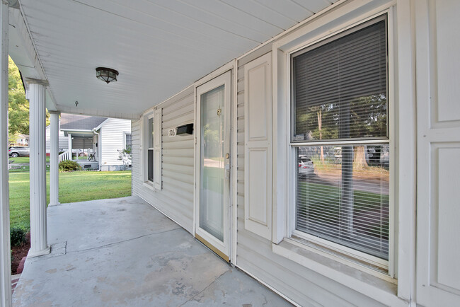 706 Carolyn Ave in Kannapolis, NC - Building Photo - Building Photo