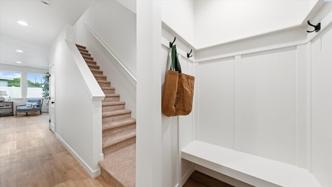 3569 W 6th Pl in Kennewick, WA - Building Photo - Building Photo