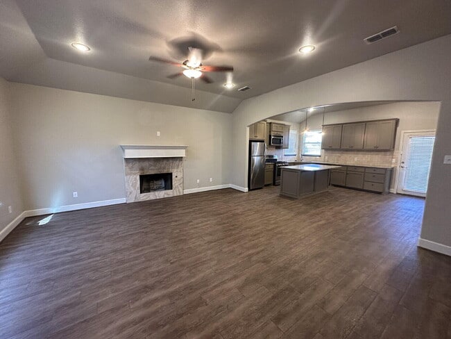 11211 Athens Ave in Lubbock, TX - Building Photo - Building Photo