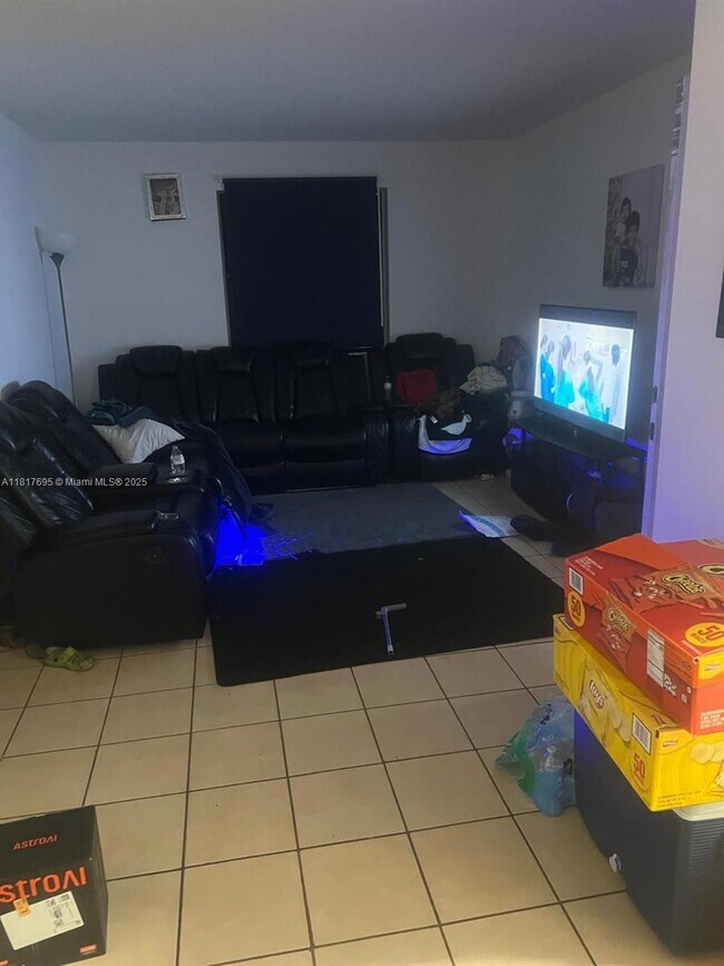property at 516 NW 114th Ave