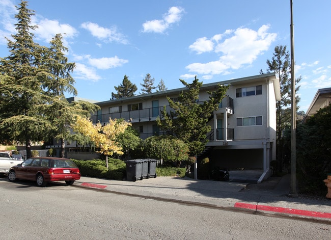 210 Lower Via Casitas