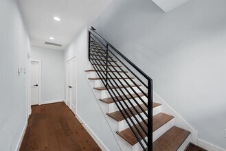 804 Woodcrest Dr in Houston, TX - Building Photo - Building Photo