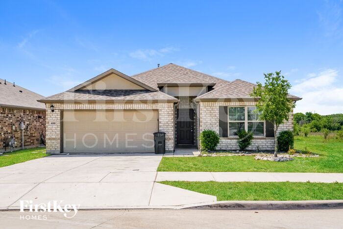 400 Bronze Forest Dr in Fort Worth, TX - Building Photo