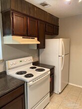 230 N Crow Rd in Pensacola, FL - Building Photo - Building Photo