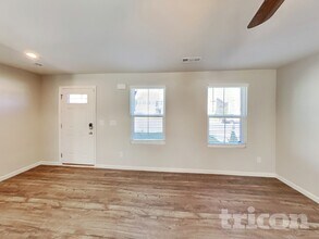 1163 Concord Springs Dr in White House, TN - Foto de edificio - Building Photo