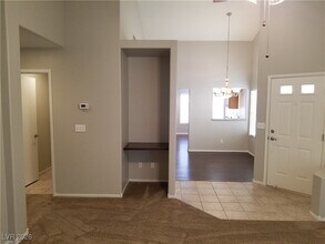 305 Windmere St in Henderson, NV - Building Photo - Building Photo