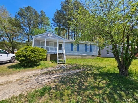 property at 15609 Silvertree Ln