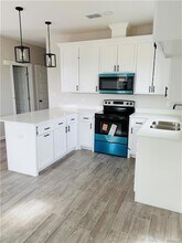 701 N Onyx Ave, Unit 3 in Edinburg, TX - Building Photo - Building Photo