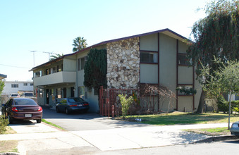 320 S Adams St in Glendale, CA - Building Photo - Building Photo