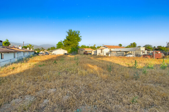 4158 N E St in San Bernardino, CA - Building Photo - Building Photo