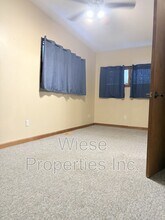 509 Wingate Dr in Sherman, IL - Building Photo - Building Photo