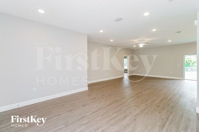 356 Garbelmann St in Palm Bay, FL - Building Photo - Building Photo