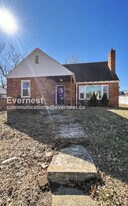 6936 Melrose Ave in University City, MO - Building Photo