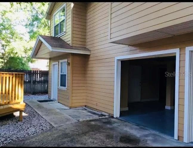 property at 520 E Amelia St