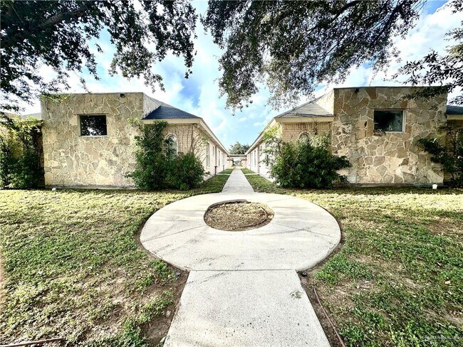 property at 2013 Agua Fina Ave