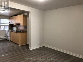 274 George St in Toronto, ON - Building Photo