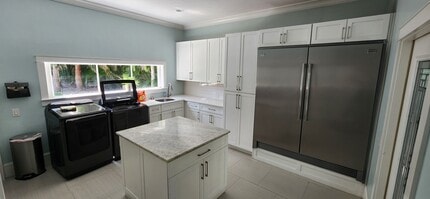 1066 SE Saint Lucie Blvd in Stuart, FL - Building Photo - Building Photo