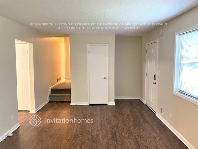 4521 Dons Ct SW in Mableton, GA - Foto de edificio - Building Photo