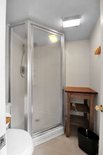 2765 E 18th Ave in Eugene, OR - Building Photo - Building Photo