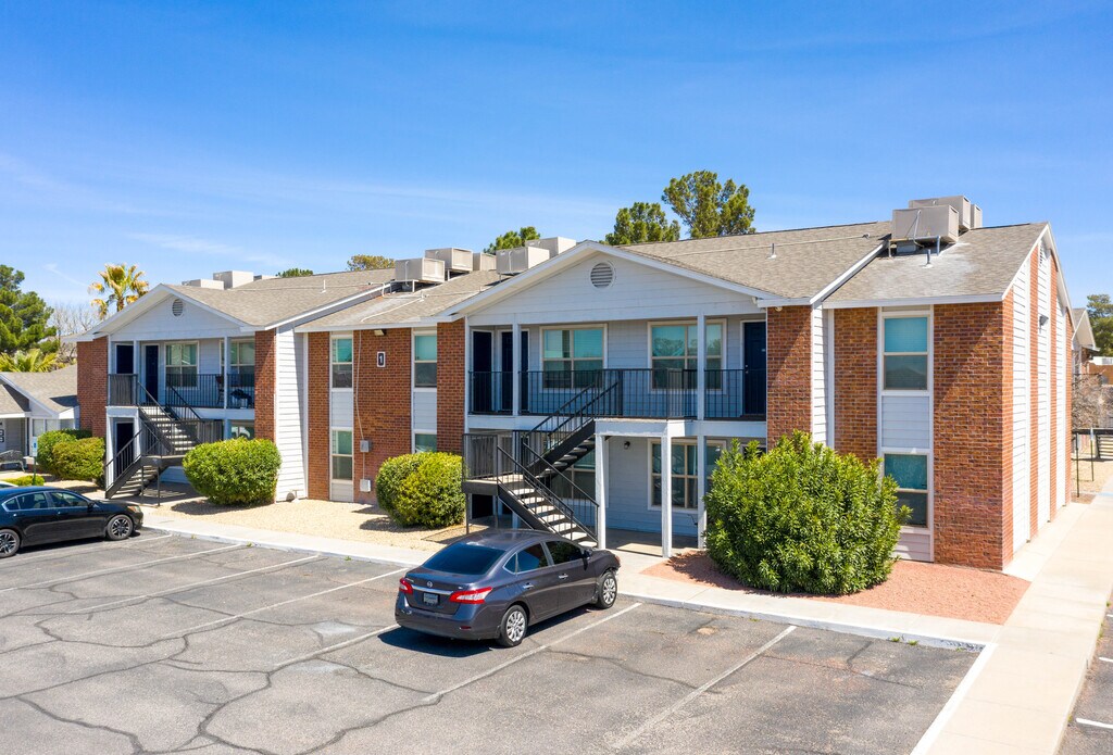 Sun Ridge Village Apartments in Las Cruces, NM